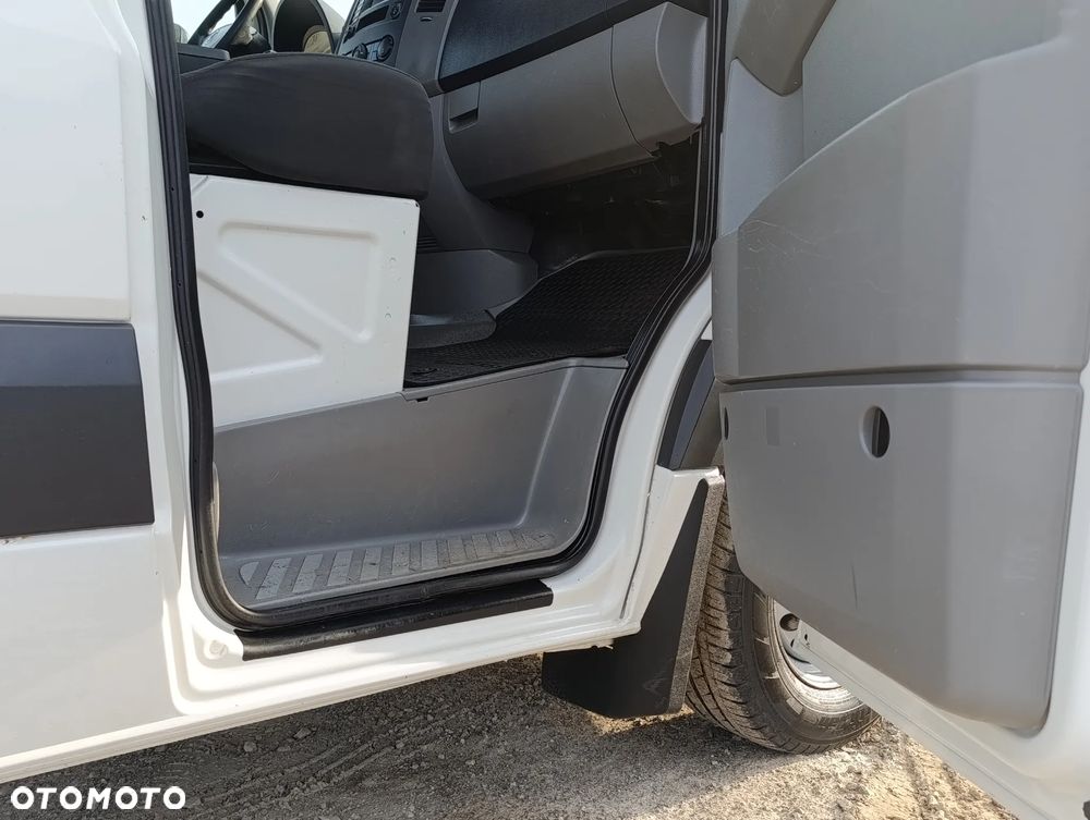 Volkswagen Crafter - 16