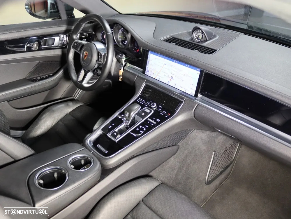 Porsche Panamera 4 E-Hybrid - 19