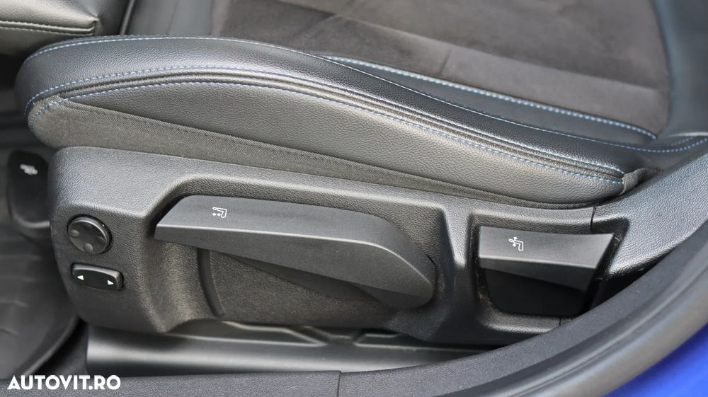 BMW Seria 3 330i Aut. M Sport - 26
