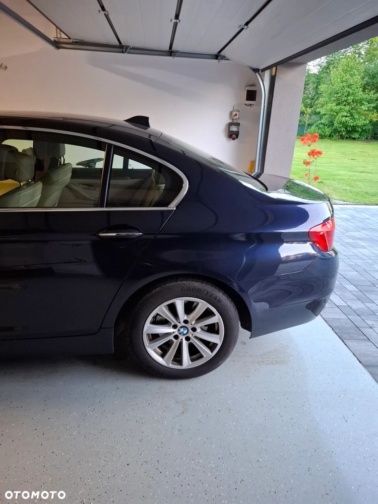 BMW Seria 5 520d - 18