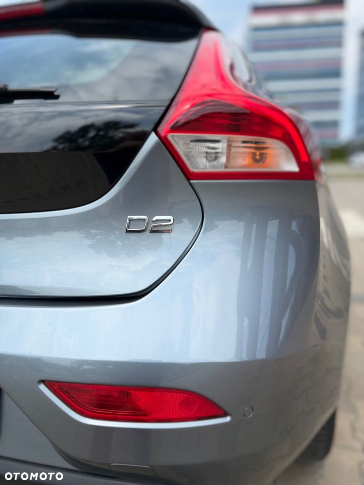 Volvo V40 - 8