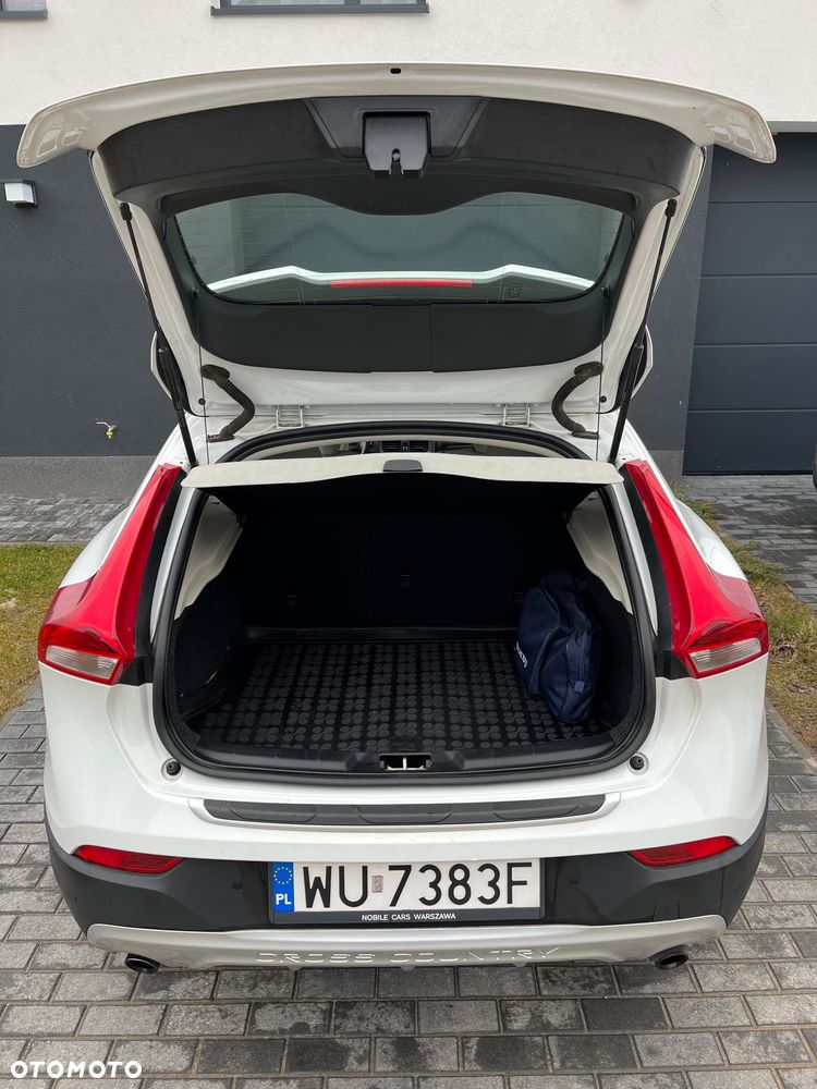 Volvo V40 Cross Country T3 Drive-E Kinetic - 11