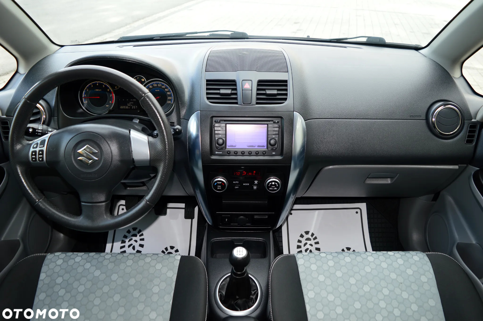 Suzuki SX4 - 13