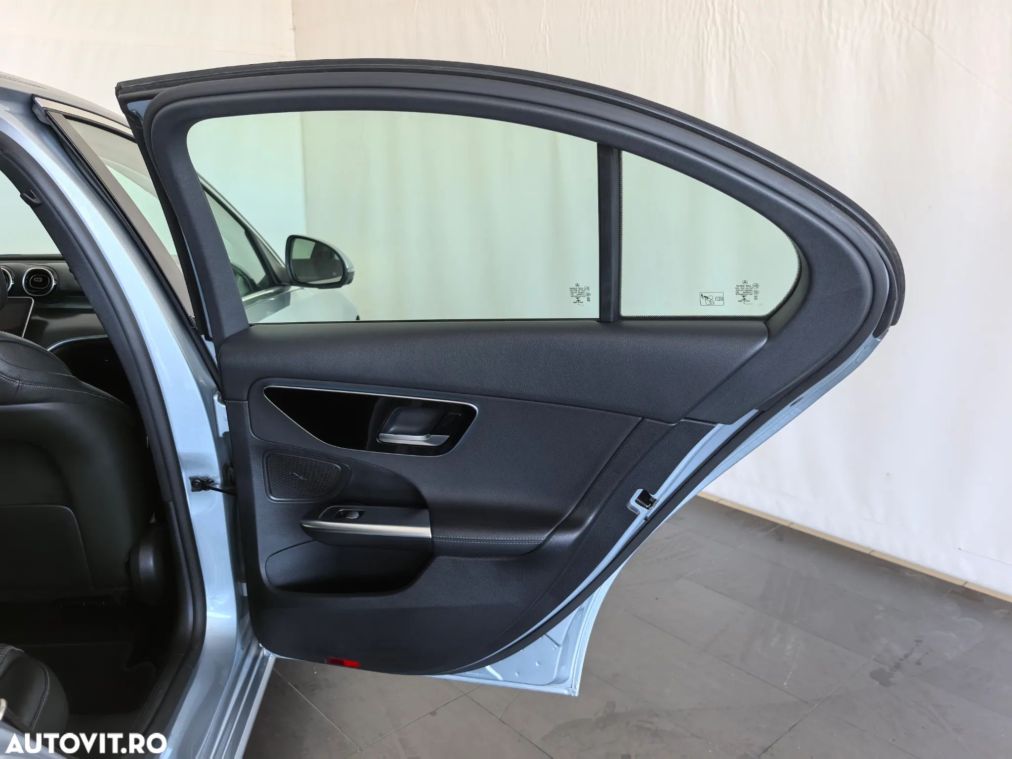 Mercedes-Benz C 180 9G-TRONIC - 27