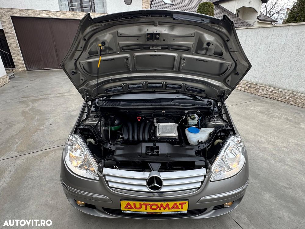 Mercedes-Benz A 150 Autotronic Elegance Grand Edition - 12