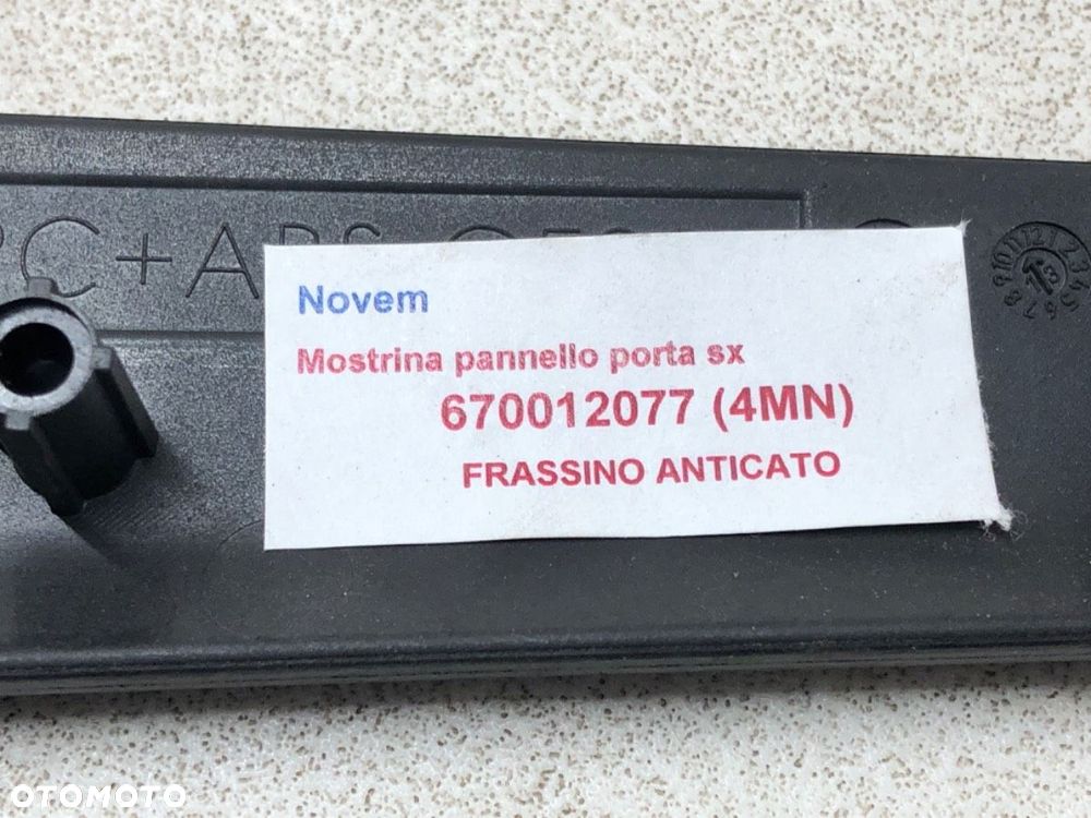 LISTWA DEKOR DRZWI PRZÓD LEWA - 173.00 PLN - MASERATI QUATTROPORTE VI 2012 - 2022 3.0 S Q4 302 kW - 5