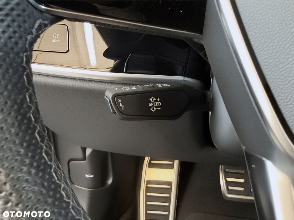 Audi A8 - 33