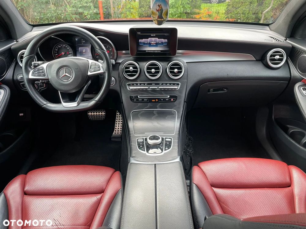 Mercedes-Benz GLC - 13