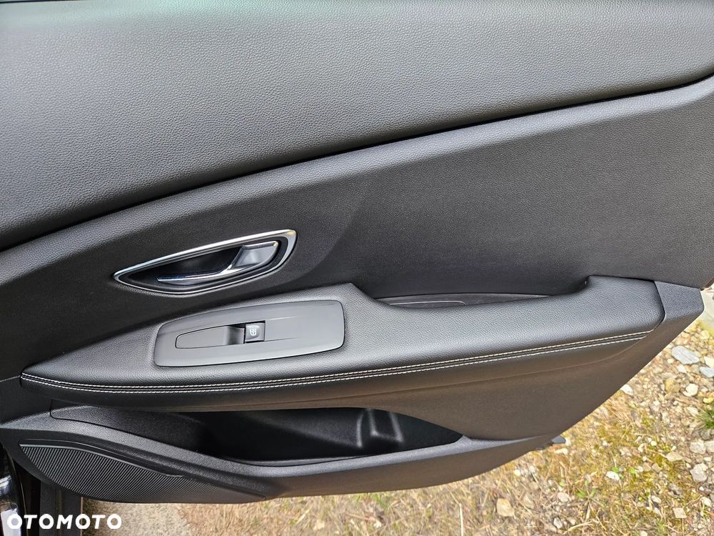 Renault Scenic ENERGY TCe 130 INTENS - 30