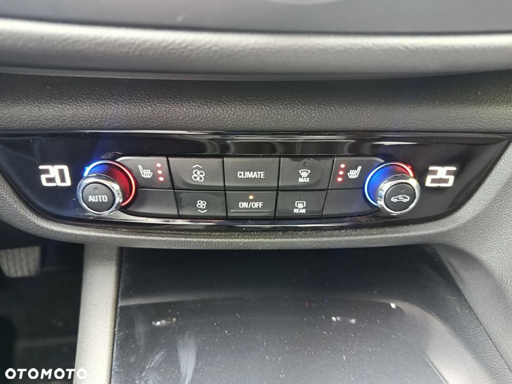 Opel Insignia 2.0 CDTI Innovation S&S - 6