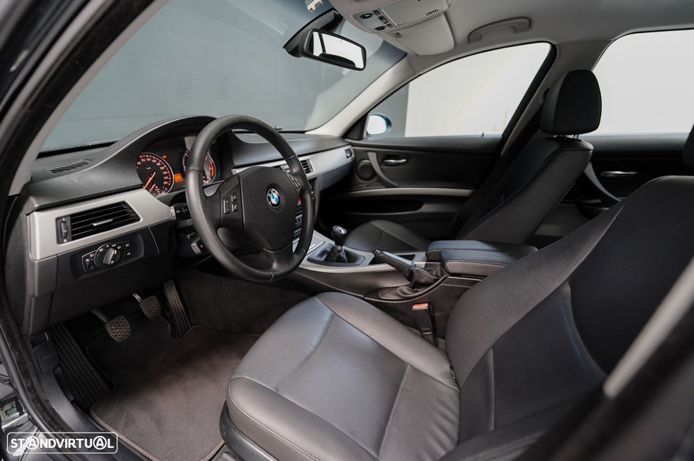 BMW 320 d - 11