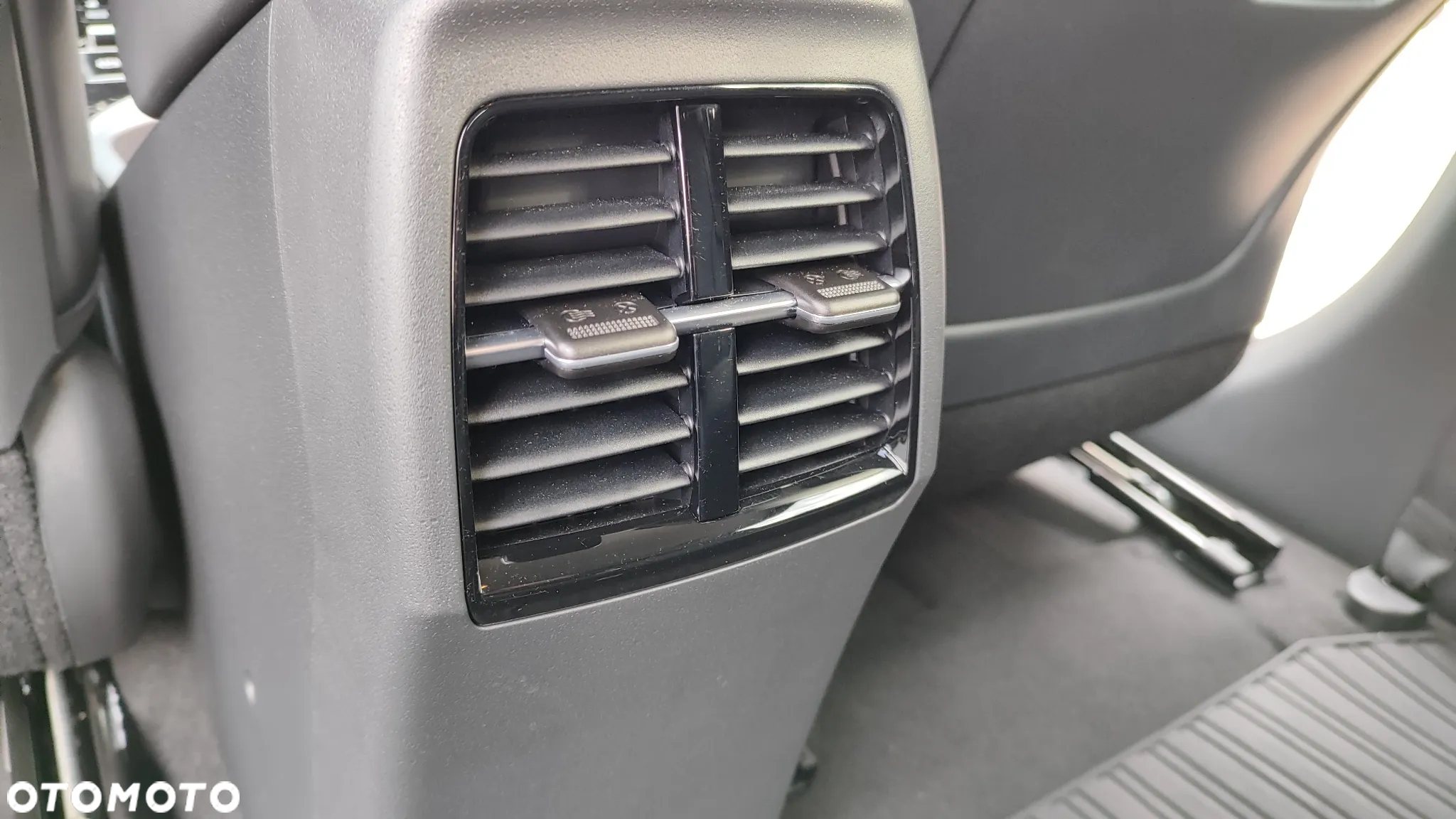 Kia Niro e-Niro 64kWh XL - 26