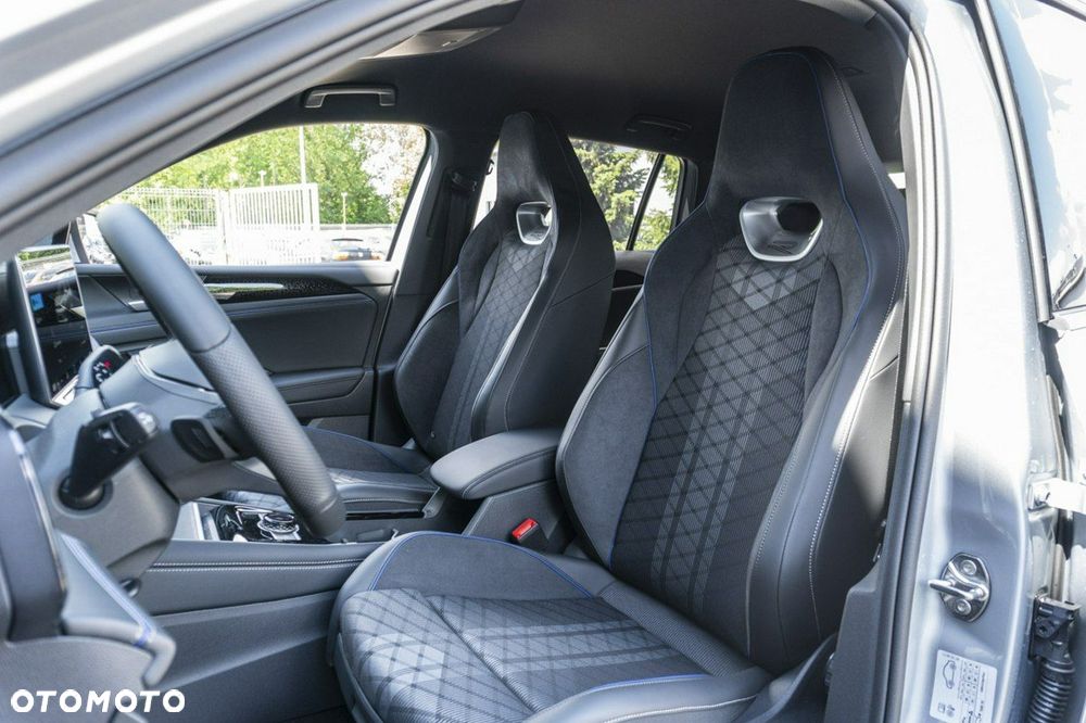 Volkswagen Tiguan - 10