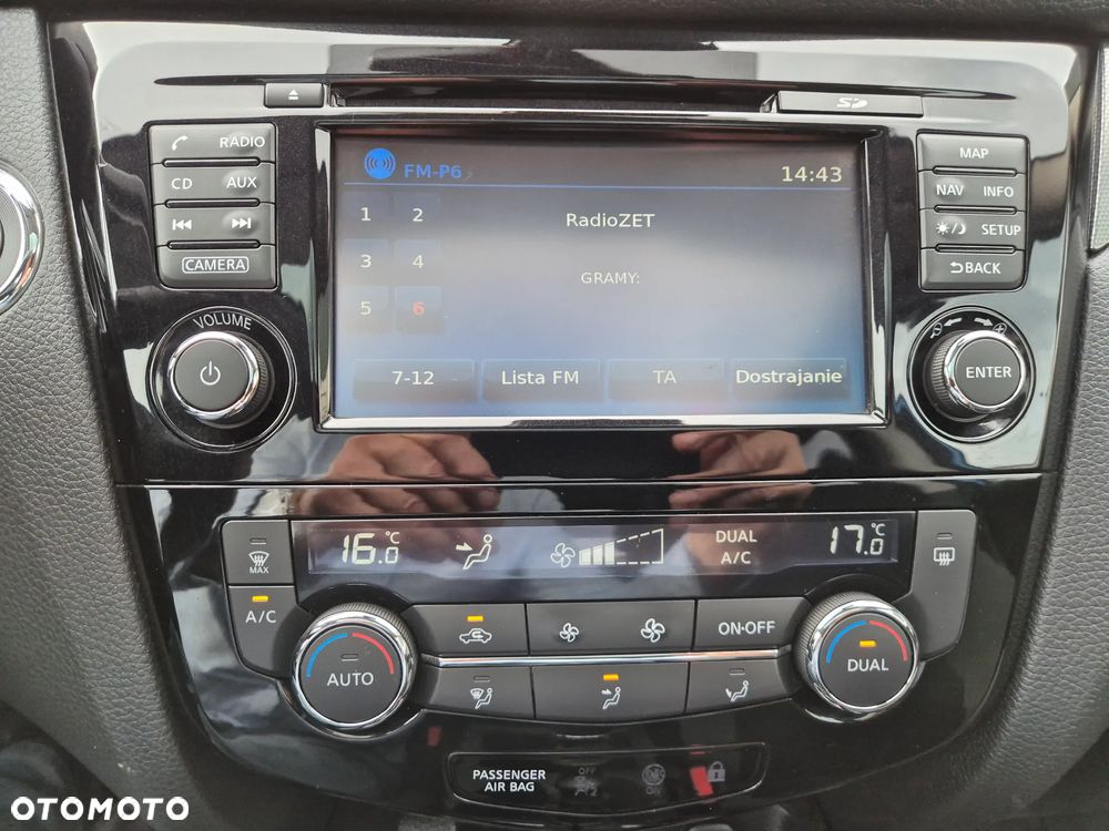 Nissan Qashqai 1.2 DIG-T N-Connecta - 20