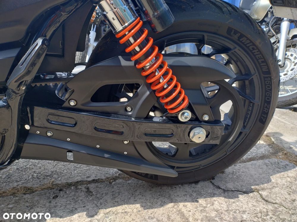 Harley-Davidson Street Rod XG 750A - 6
