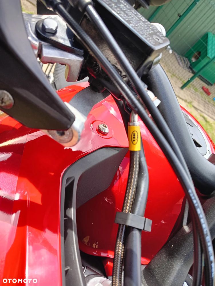 Honda CBX - 11