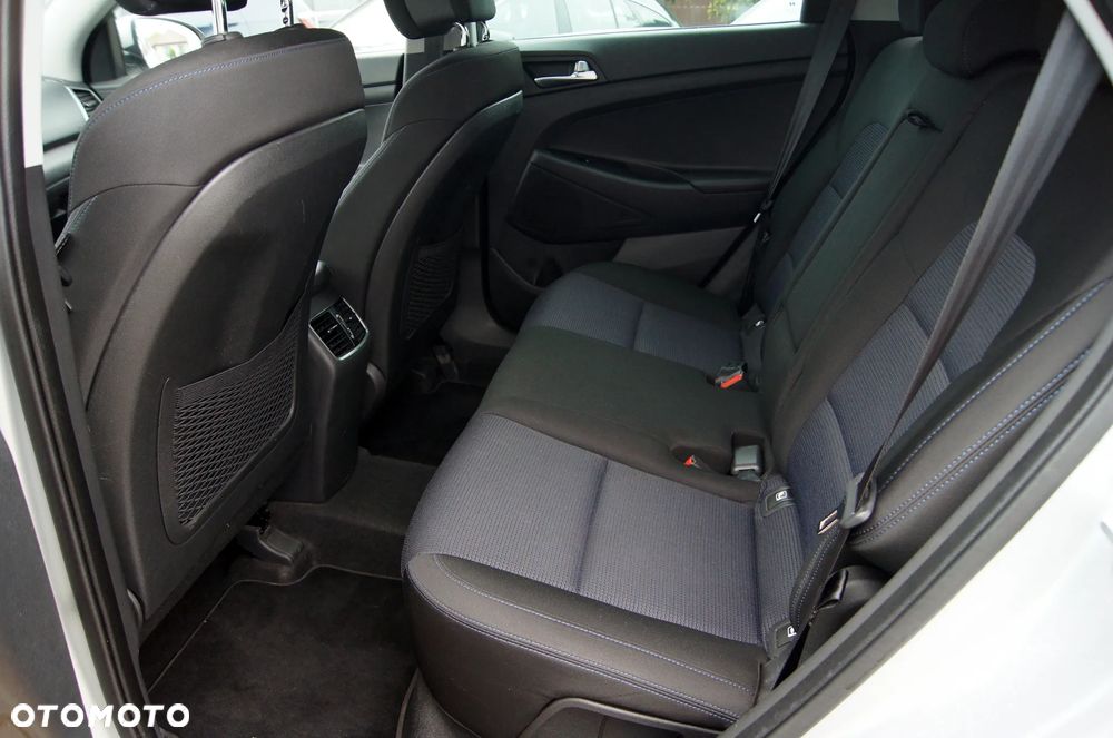 Hyundai Tucson 1.7 CRDI BlueDrive Comfort 2WD - 9
