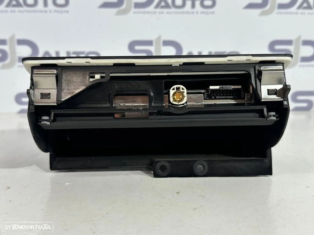 Ecrã / Display - Audi A1 8X (2014) - 4