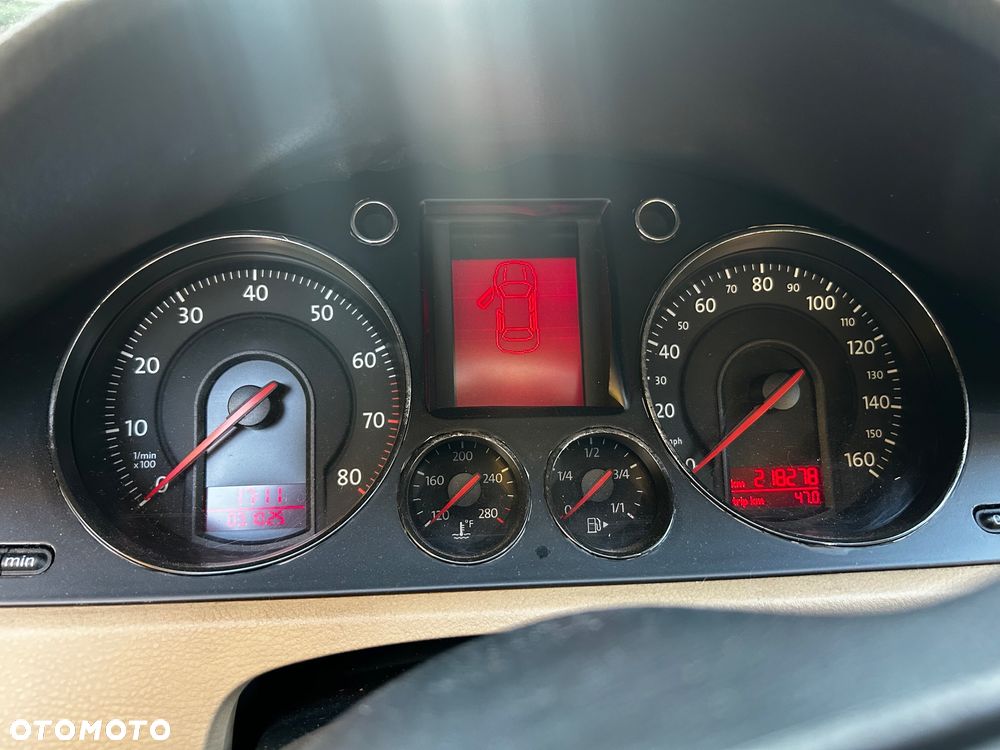 Volkswagen Passat Variant 2.0 Turbo FSI Automatik Individual - 14