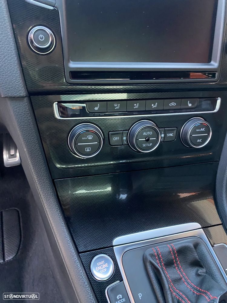 VW Golf 2.0 GTi DSG Edition 30 - 13