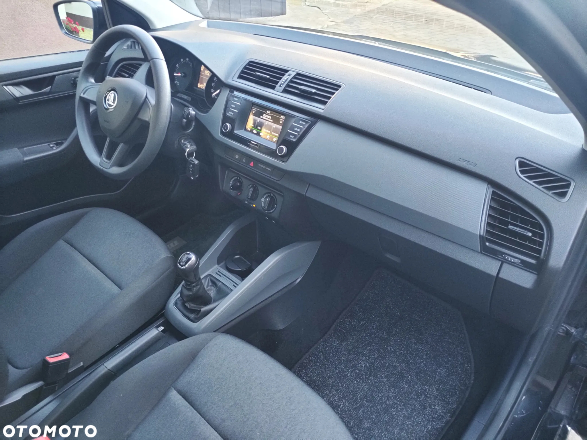 Skoda Fabia 1.0 Ambition - 25
