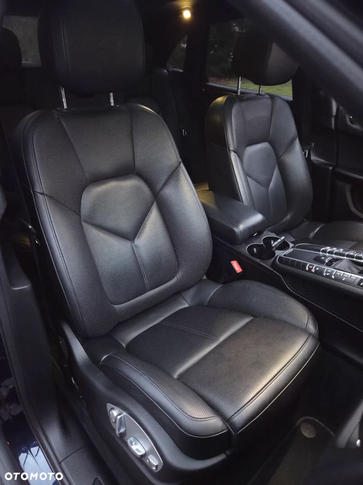 Porsche Macan - 21