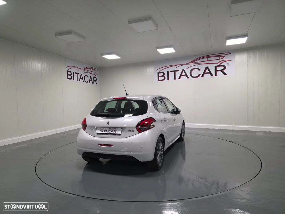 Peugeot 208 1.6 BlueHDi Allure - 14