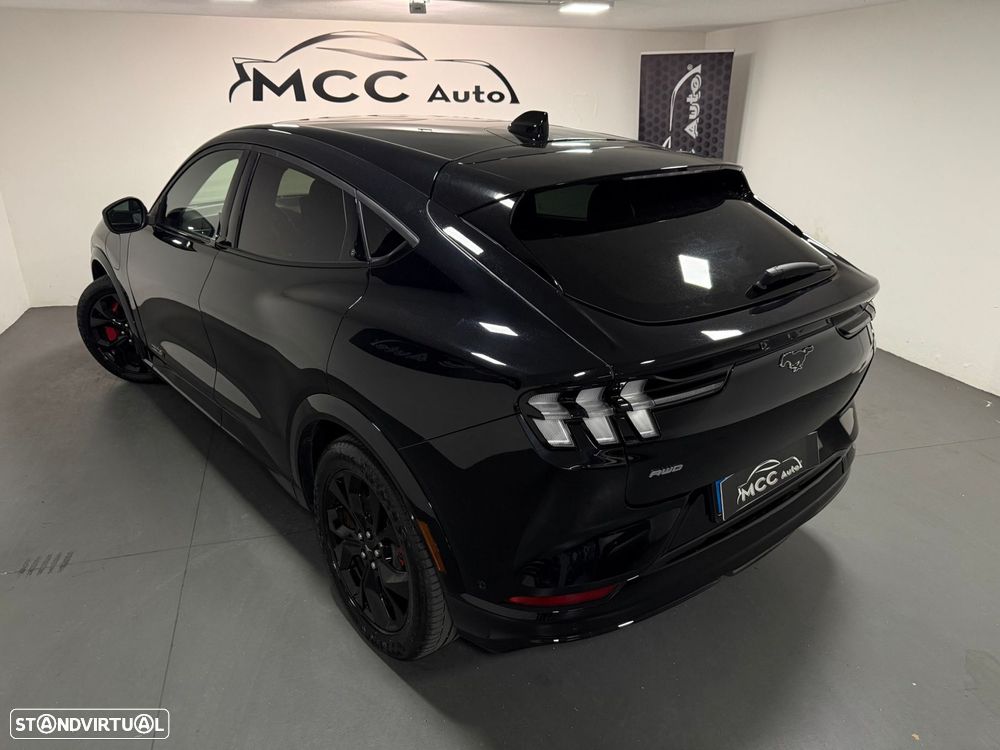 Ford Mustang Mach-E Alargada AWD - 12