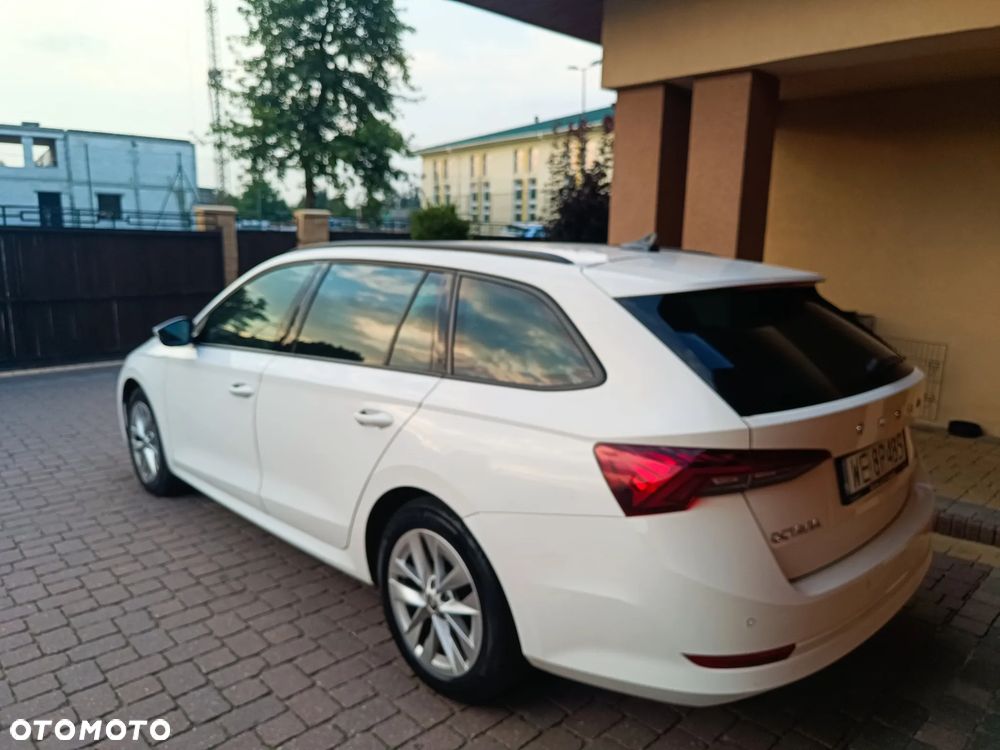 Skoda Octavia 1.5 TSI ACT Ambition DSG - 27