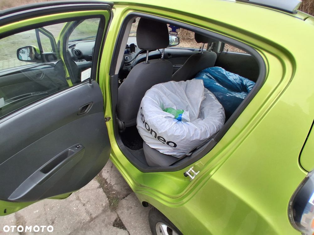 Chevrolet Spark - 12