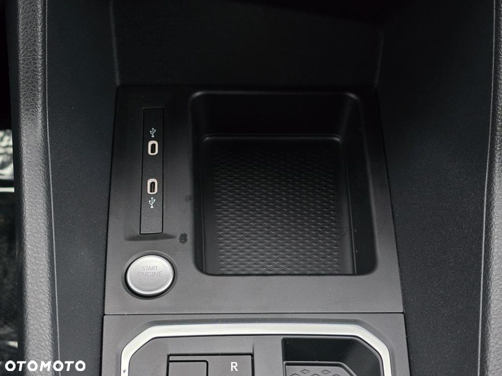 Ford Tourneo Connect Grand - 20