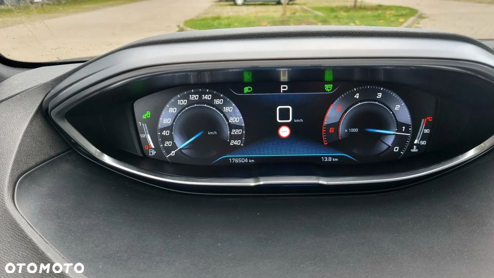 Peugeot 3008 BlueHDi 180 Stop & Start EAT8 Crossway - 26