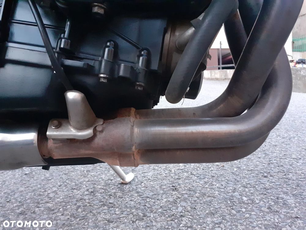 Triumph Street Triple - 27