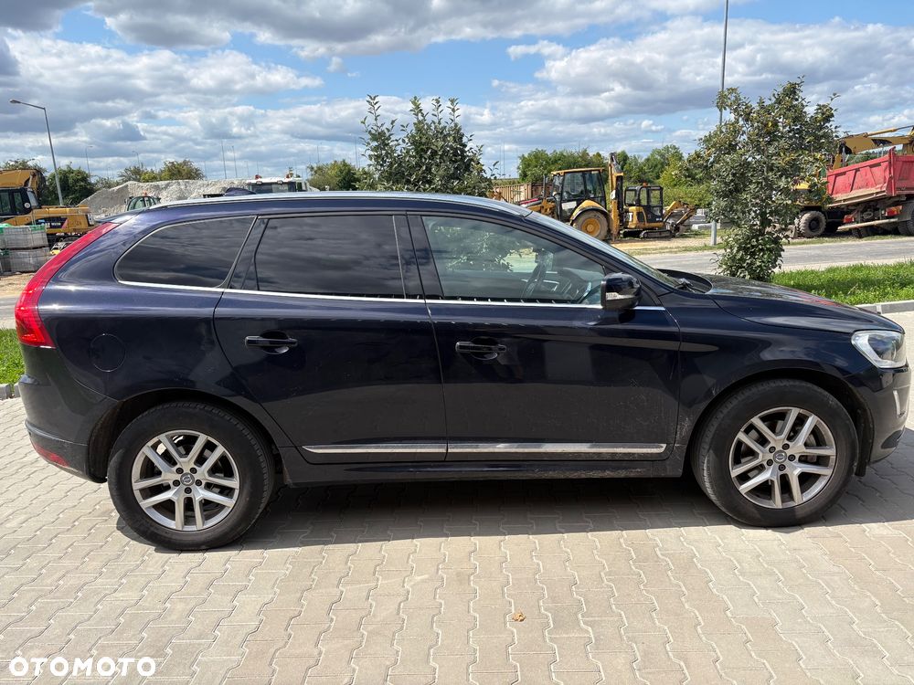 Volvo XC 60 D4 AWD Summum - 4