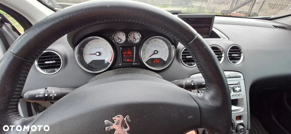 Peugeot 308 1.6 HDi Premium - 10