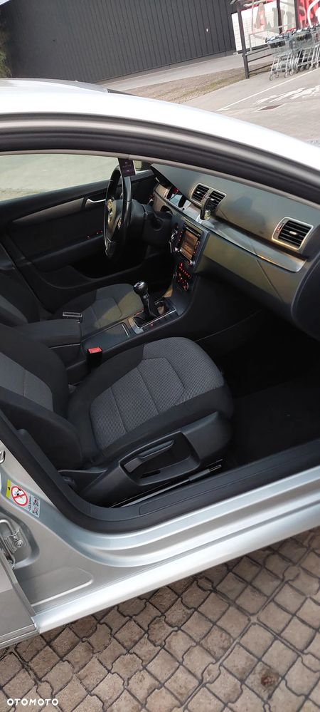 Volkswagen Passat 1.8 TSI Comfortline - 8