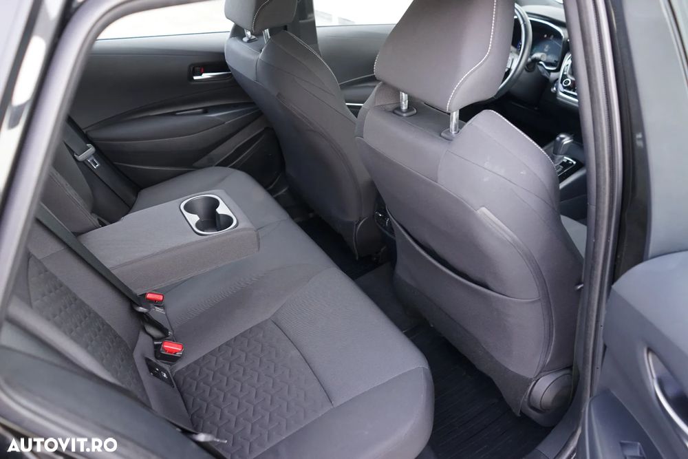 Toyota Corolla 2.0 HSD Exclusive - 26