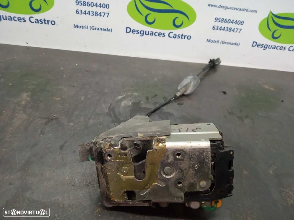 FECHADURA PORTA TRASEIRA ESQUERDA FORD FIESTA V 2002 - - 2