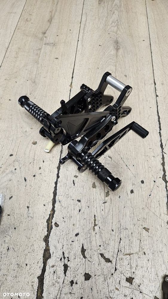 Regulowany zestaw podnóżków AS31GT Gilles Tooling Kawasaki Ninja ZX-10R - 12