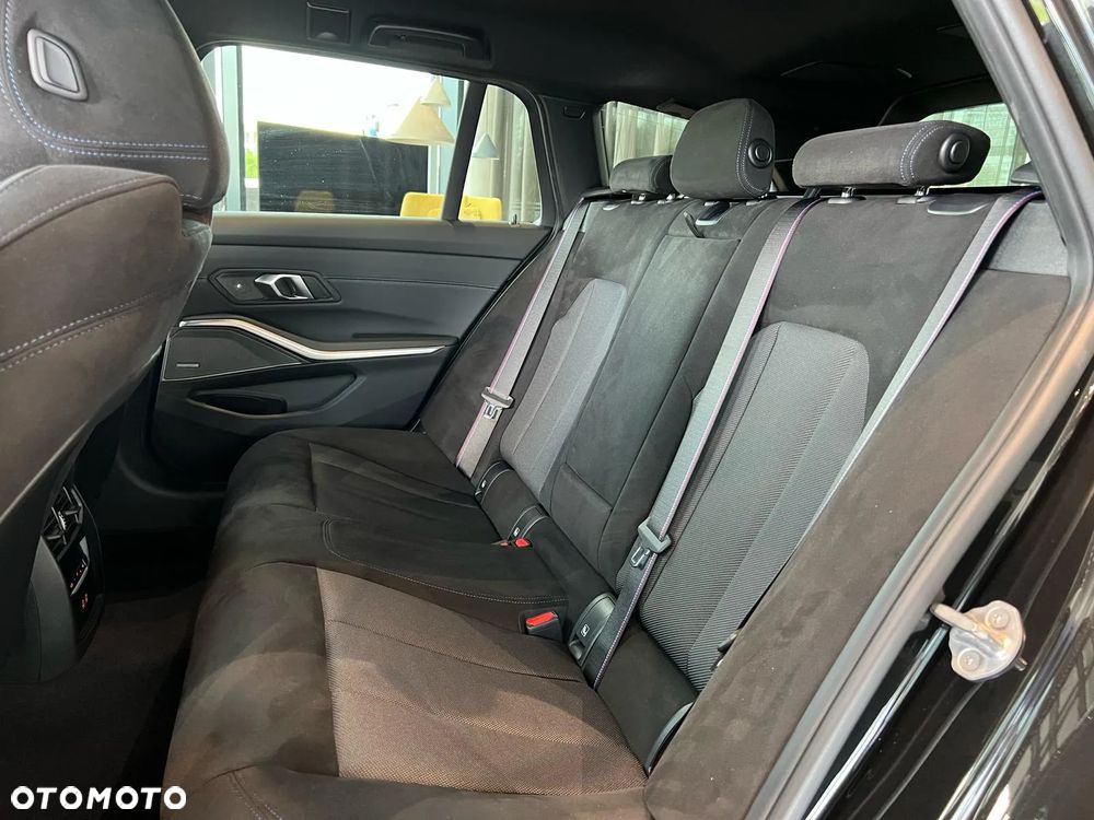 BMW Seria 3 - 21