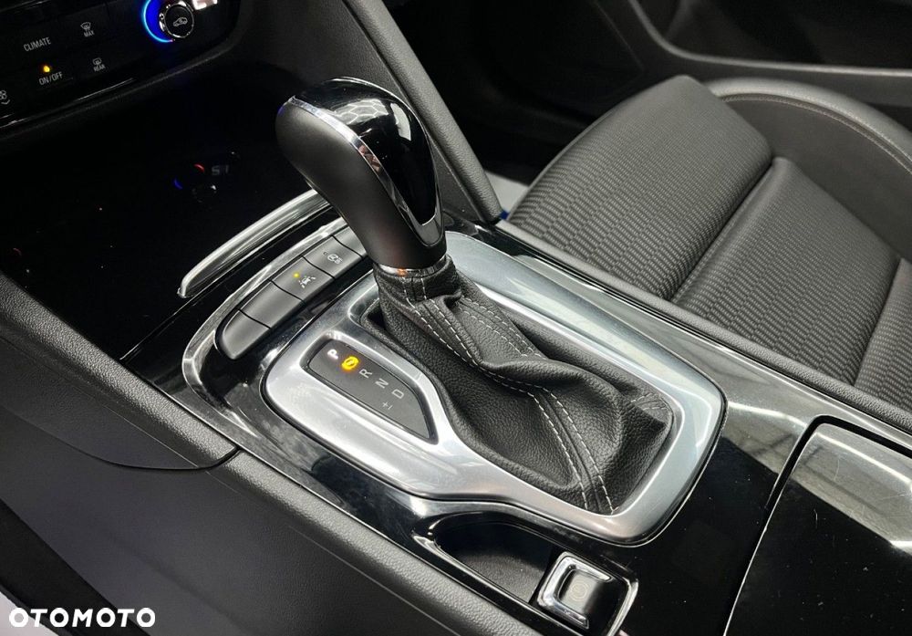 Opel Insignia - 34