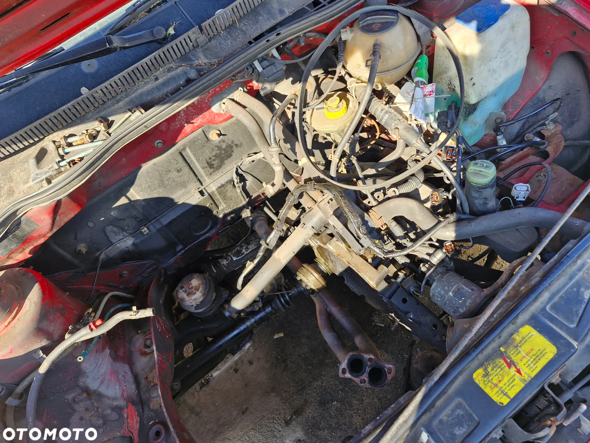 VW Caddy 1.4  maska zderzak drzwi szyby lusterka belka fotel inne demontaż - 7