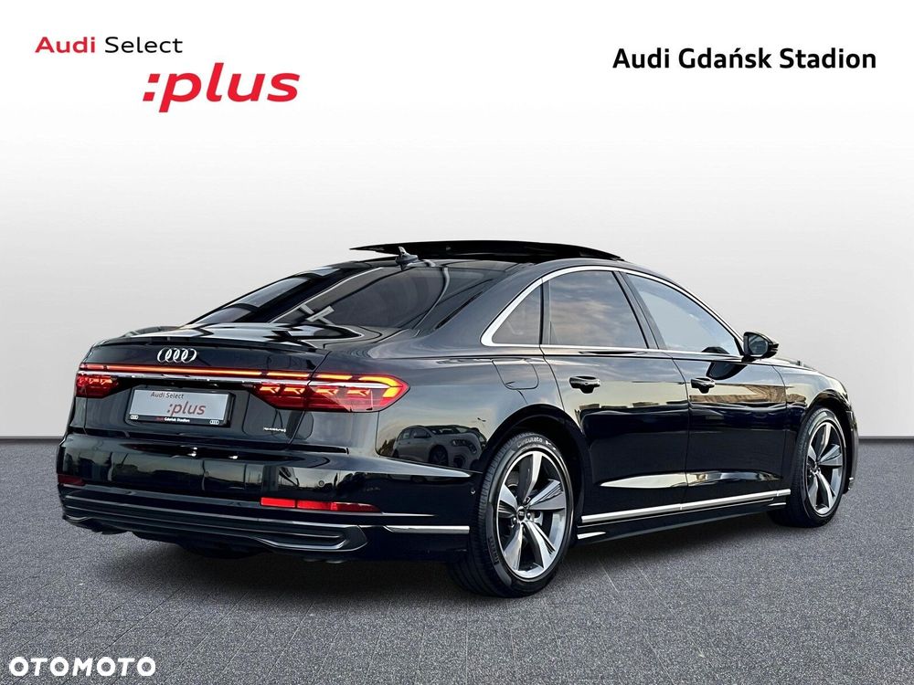 Audi A8 - 6