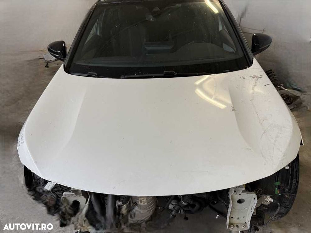Capota motor Peugeot 3008 2023 - 1