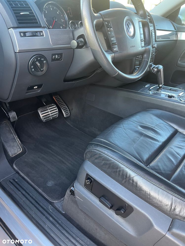 Volkswagen Touareg 3.0 V6 TDI DPF Automatik Individual - 21