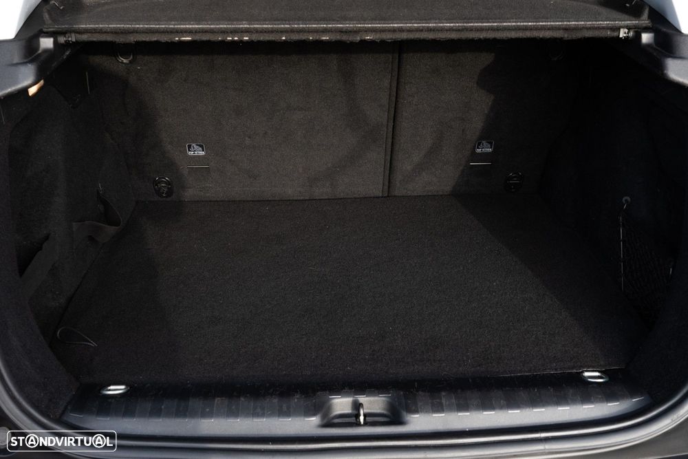 Peugeot 2008 1.2 PureTech Style - 38