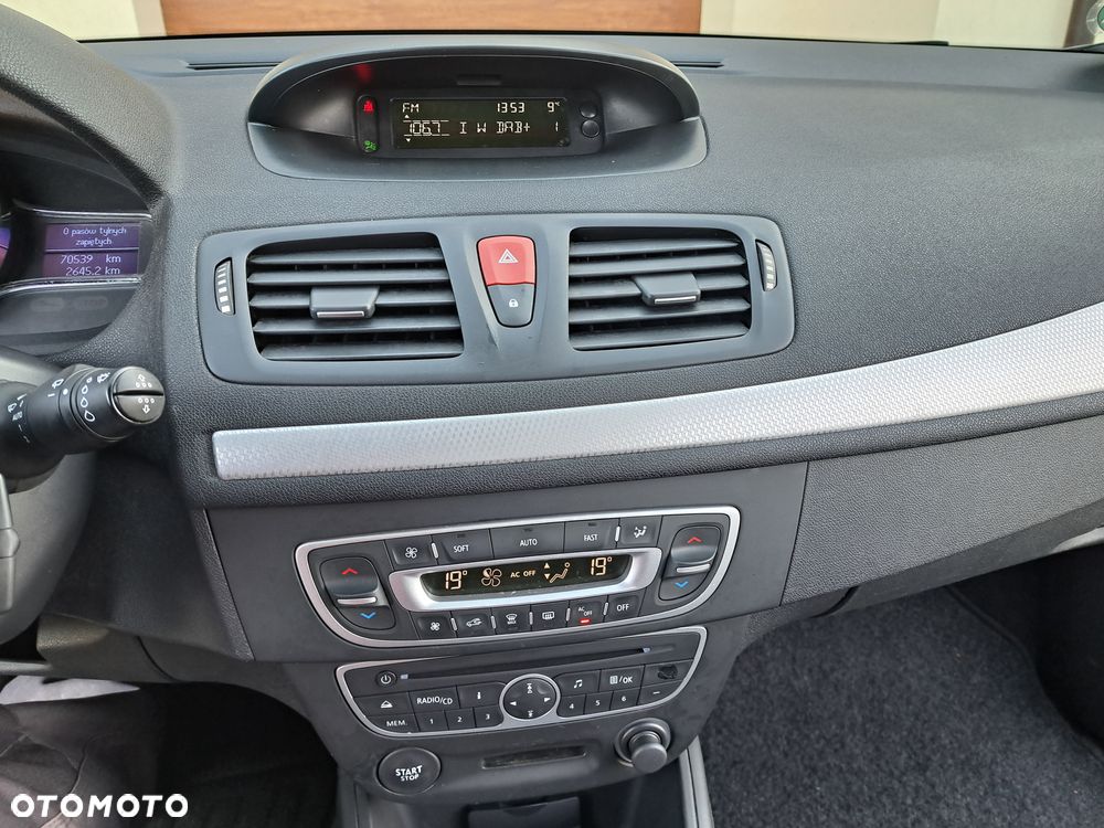 Renault Megane 1.6 16V 110 Dynamique - 21