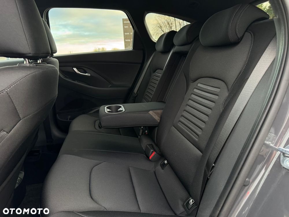 Hyundai i30 1.5 T-GDI 48V Smart DCT - 24