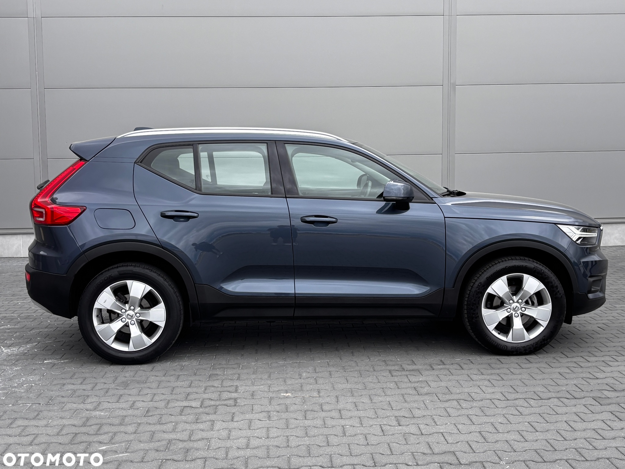 Volvo XC 40 T3 Geartronic Momentum Pro - 6