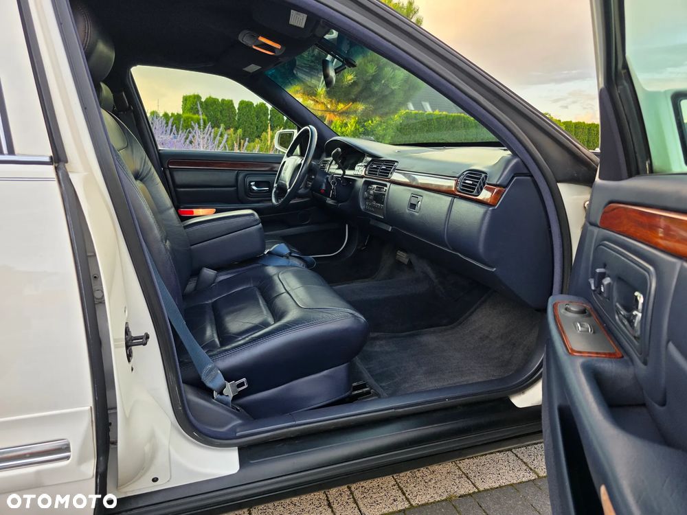 Cadillac Deville 4.6 Concours - 27